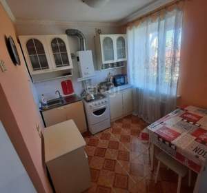 2-к квартира, вторичка, 48м2, 4/4 этаж