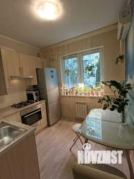 2-к квартира, вторичка, 52м2, 1/9 этаж