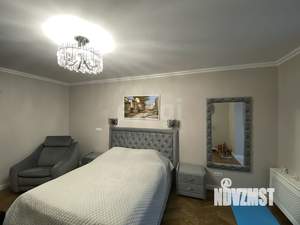 2-к квартира, вторичка, 130м2, 9/9 этаж