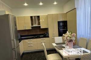 2-к квартира, вторичка, 87м2, 4/7 этаж