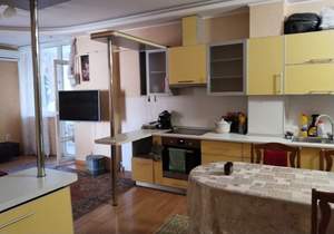 2-к квартира, вторичка, 68м2, 1/12 этаж
