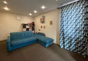 2-к квартира, вторичка, 71м2, 1/5 этаж