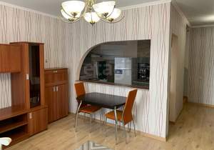 4-к квартира, вторичка, 110м2, 1/3 этаж