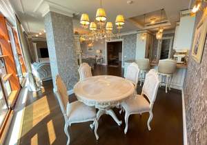 3-к квартира, вторичка, 160м2, 8/15 этаж