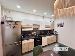 2-к квартира, вторичка, 54м2, 1/4 этаж