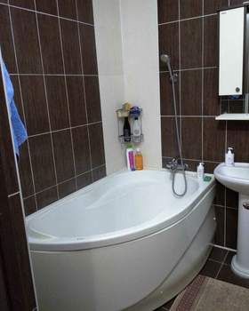 2-к квартира, вторичка, 69м2, 4/10 этаж