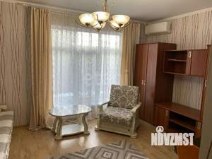 4-к квартира, вторичка, 110м2, 1/3 этаж
