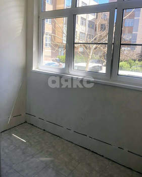 Студия квартира, вторичка, 30м2, 1/4 этаж