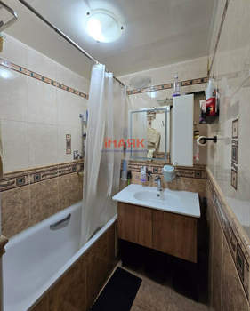 2-к квартира, вторичка, 49м2, 1/5 этаж