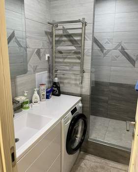 2-к квартира, вторичка, 65м2, 10/16 этаж