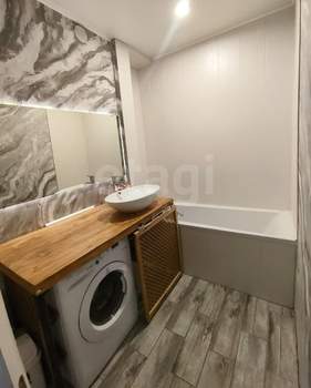 1-к квартира, вторичка, 46м2, 9/9 этаж