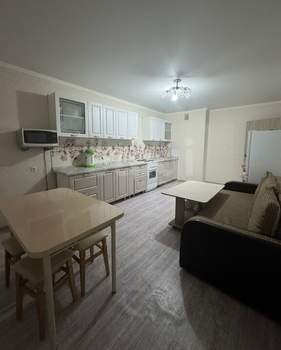 3-к квартира, вторичка, 79м2, 7/16 этаж
