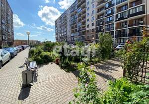 Студия квартира, вторичка, 42м2, 10/10 этаж