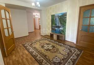 4-к квартира, вторичка, 120м2, 1/7 этаж