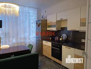 2-к квартира, вторичка, 54м2, 1/4 этаж