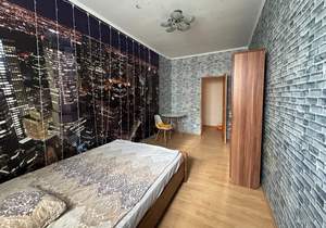 3-к квартира, вторичка, 103м2, 1/3 этаж