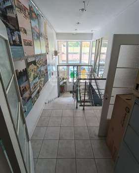 4-к квартира, вторичка, 144м2, 1/6 этаж