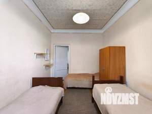 4-к квартира, вторичка, 74м2, 1/2 этаж