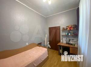 2-к квартира, вторичка, 60м2, 1/4 этаж