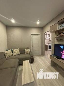 2-к квартира, вторичка, 42м2, 10/17 этаж