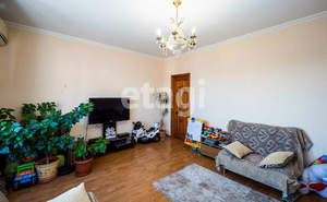 4-к квартира, вторичка, 100м2, 3/3 этаж