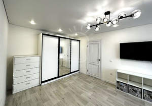 1-к квартира, вторичка, 42м2, 9/9 этаж