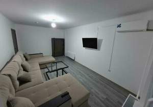3-к квартира, вторичка, 102м2, 1/16 этаж