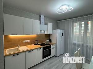 2-к квартира, вторичка, 54м2, 1/9 этаж