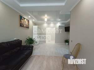 2-к квартира, вторичка, 65м2, 1/9 этаж