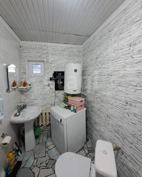 4-к квартира, вторичка, 92м2, 1/1 этаж