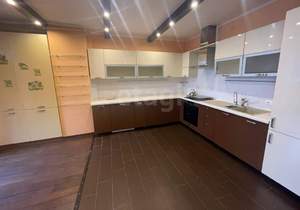 2-к квартира, вторичка, 74м2, 4/10 этаж