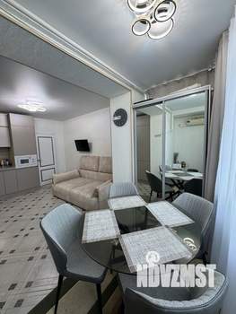 1-к квартира, вторичка, 53м2, 1/7 этаж