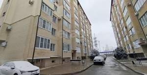2-к квартира, вторичка, 63м2, 1/8 этаж