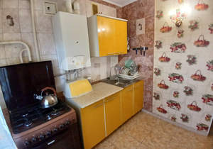 3-к квартира, вторичка, 56м2, 1/2 этаж