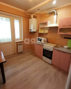 1-к квартира, вторичка, 42м2, 3/10 этаж