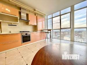 2-к квартира, вторичка, 82м2, 10/10 этаж