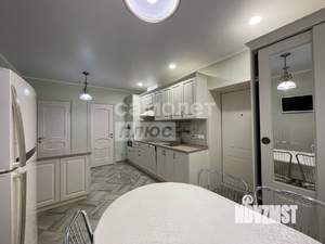 3-к квартира, вторичка, 81м2, 1/2 этаж