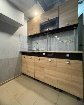 Студия квартира, вторичка, 18м2, 1/16 этаж